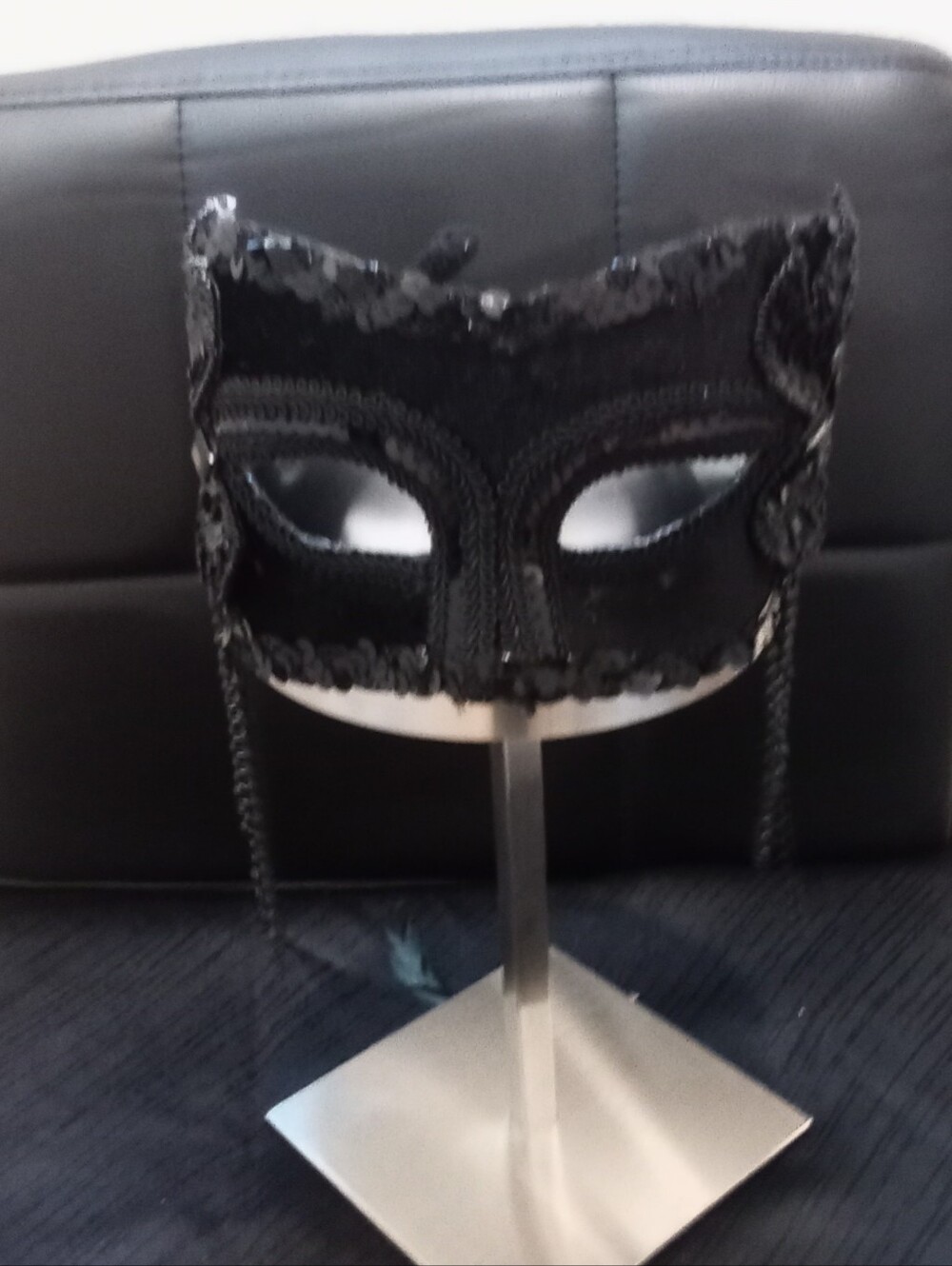 Black Sequin Cat-Eye Decorative Mask - Unbranded
